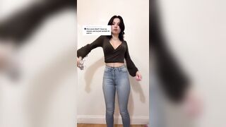 Sexy TikTok Girls: I love how they bounce bounce bounce #2