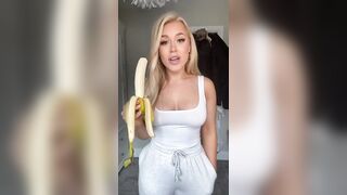 Sexy TikTok Girls: She could have done it in one ♥️♥️ #4