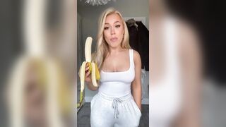 Sexy TikTok Girls: She could have done it in one ♥️♥️ #3