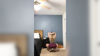 Sexy TikTok Girls: She can def ride it #2