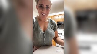 Sexy TikTok Girls: Tig ol Biddy MILF #3