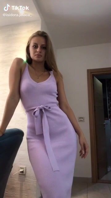 Yeah I’m loving the dress ????..????