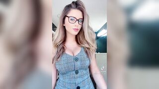 Sexy TikTok Girls: Outfit 1 or 2 #4