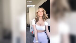 Sexy TikTok Girls: I’d wait #2