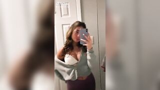 Sexy TikTok Girls: She ain't bad #1