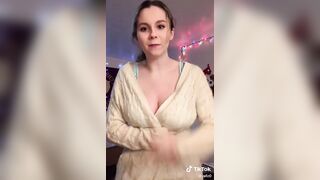 Sexy TikTok Girls: Yellz again :) #4