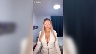 Sexy TikTok Girls: Dem Jigglypuffs #2