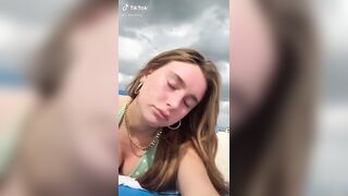 Sexy TikTok Girls: I’d love to squeeze that #2