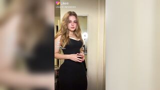 Sexy TikTok Girls: Yes please....love that big ass #2