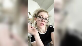 Sexy TikTok Girls: Underboob go brrr #1