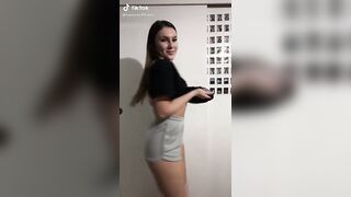 Sexy TikTok Girls: Jiggly jiggly #1