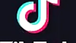 Sexy TikTok Girls: Tight ass in jean shorts #4