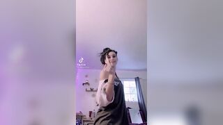 Sexy TikTok Girls: Good ol bussit #2