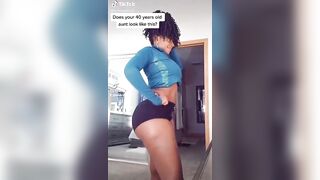 Sexy TikTok Girls: I’d be tryin’ to fuck my Aunt ❌♥️♥️ #1