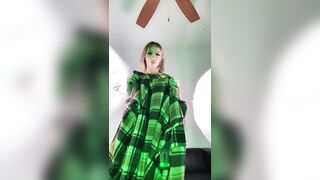 Unbelievably hot body