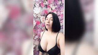 Sexy TikTok Girls: Pinay momma #1