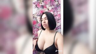 Sexy TikTok Girls: Pinay momma #4