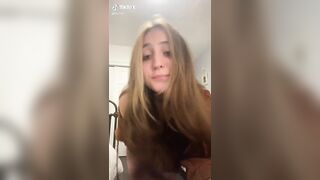 Sexy TikTok Girls: Shaking her cute ass #2