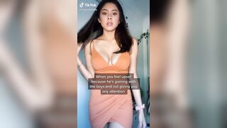Sexy TikTok Girls: Oriental Cleavage #1