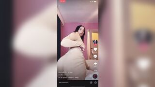 Sexy TikTok Girls: I would smash... #4