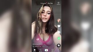 Sexy TikTok Girls: Pink and bouncy #1