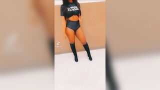 Sexy TikTok Girls: Shake what ya mumma gave ya #3