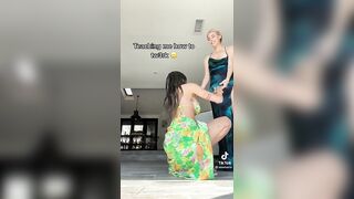 Sexy TikTok Girls: Mia can't twerk #4