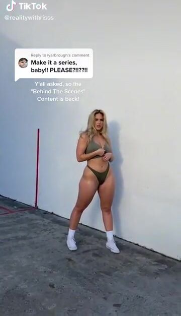 Ummm..... crush me mommy