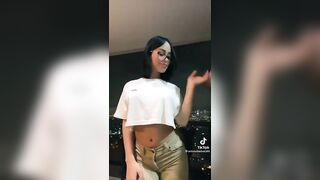 Sexy TikTok Girls: What a package #4