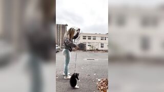 Sexy TikTok Girls: Don’t let it distract you from the fact that there’s a cat on a leash #3
