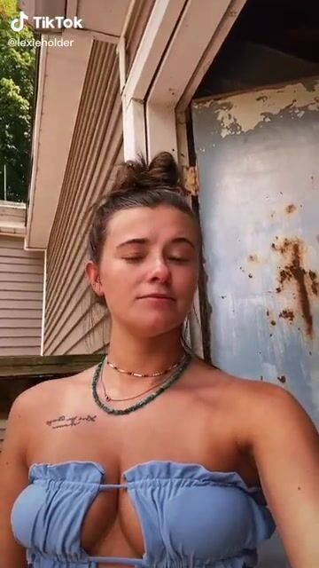 You just know she's naughty in the bedroom