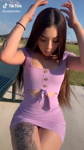 Leg tats and thicc thighs