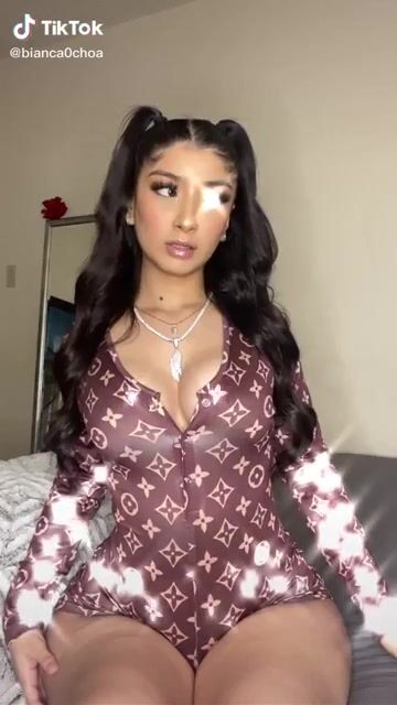 Sexy lil thing