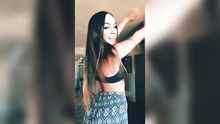 Sexy TikTok Girls: I’m smiling #1
