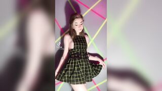 Sexy TikTok Girls: I wish I had confidence in anything the way the girls trust their tops #2