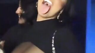 Sexy TikTok Girls: Hoping this becomes a trend… #2