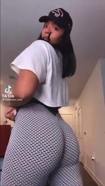 Two thumbs up for me????????