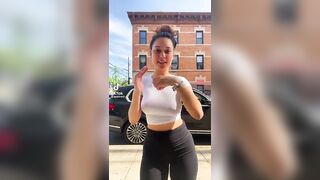 Young thot can’t keep her tits from jiggling ????