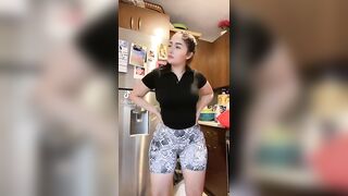 Sexy TikTok Girls: Mind the gap #2