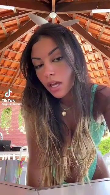 One of the hottest girls on tiktok