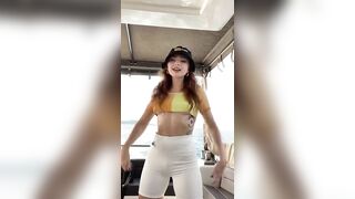 TikTok Underboob: Riwww #2