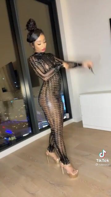lemme see ya walk