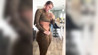 Sexy TikTok Girls: That’s a thick woman #2