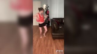 Tiktok Nipslips: I love loose shirts #3