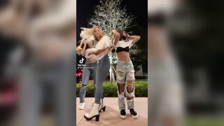 Tiktok Nipslips: Blond in the middle #1