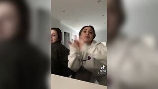 Tiktok Nipslips: Quick slip in the beginning #2