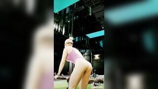 Tiktok Nipslips: I suddenly love cycling #4