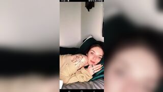 TikTok Hot Live: She use vibration in live #2