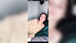TikTok Hot Live: She use vibration in live #3