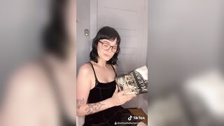 Hot TikTok: Alguien sabe quién es #3